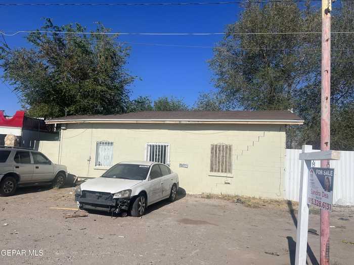 photo 1: 11147 ALAMEDA Avenue, Socorro TX 79927