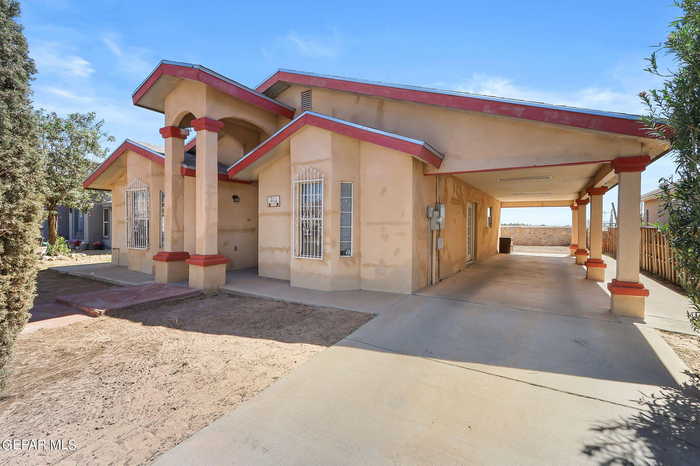 photo 2: 9732 La Morenita Circle, Socorro TX 79927