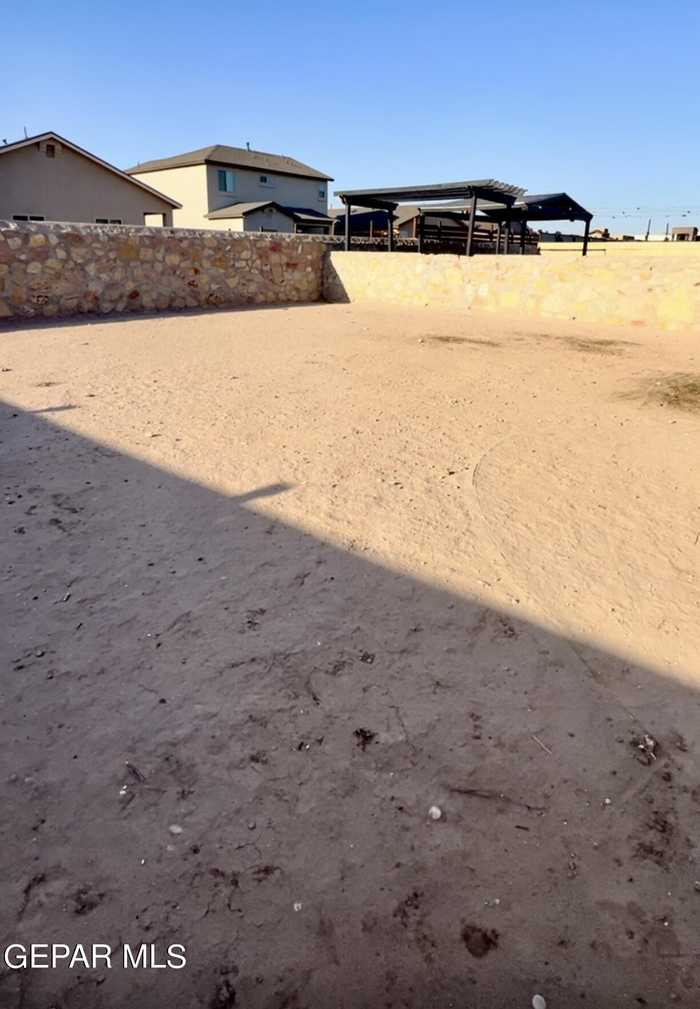 photo 18: 773 Whitebrush Drive, Socorro TX 79927