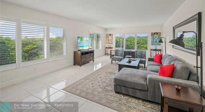 photo 2: 1151 N Fort Lauderdale Beach Blvd Unit 3C, Fort Lauderdale FL 33304