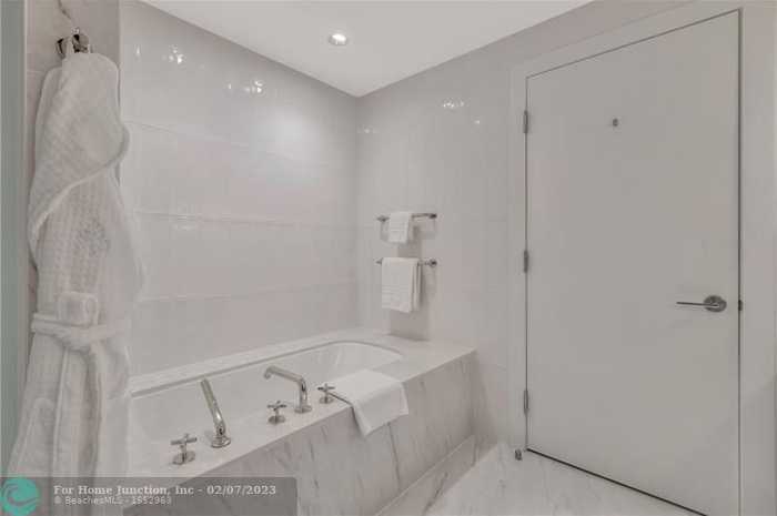 photo 47: 525 N Ft Lauderdale Beach Blvd Unit 602, Fort Lauderdale FL 33304