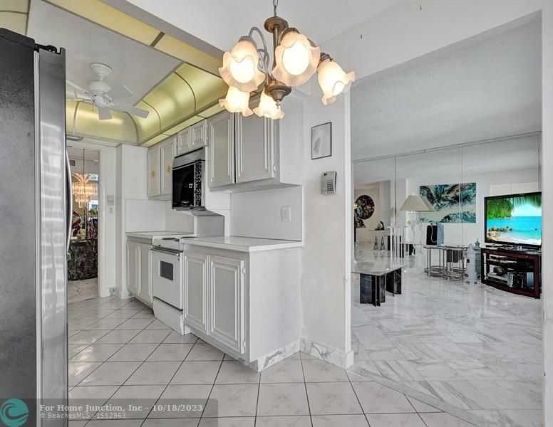 photo 3: 3410 Galt Ocean Dr Unit 1003N, Fort Lauderdale FL 33308