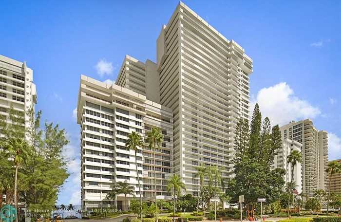 photo 1: 4280 Galt Ocean Dr Unit 15E, Fort Lauderdale FL 33308