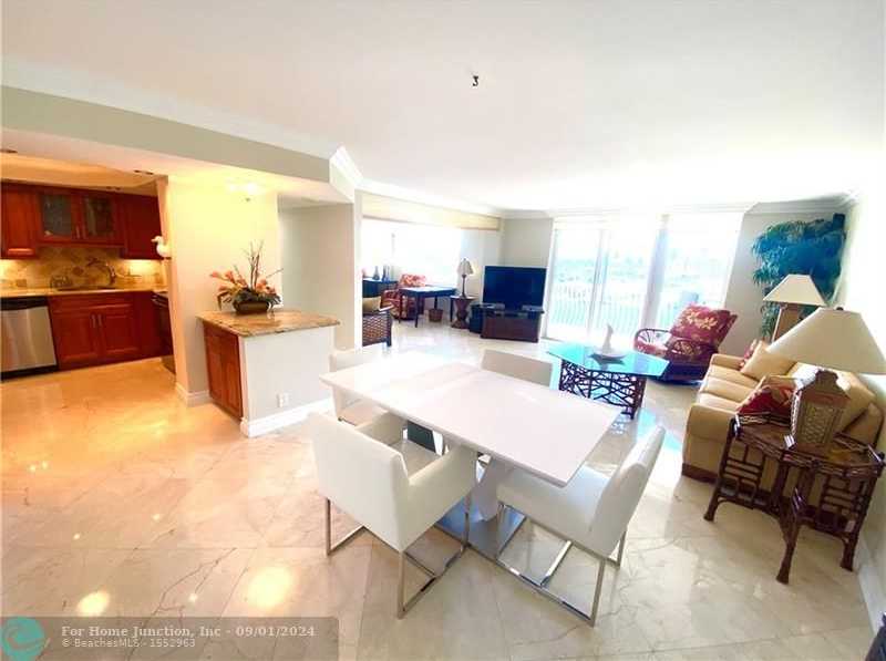 photo 3: 1 Las Olas Circle Unit 1005, Fort Lauderdale FL 33316