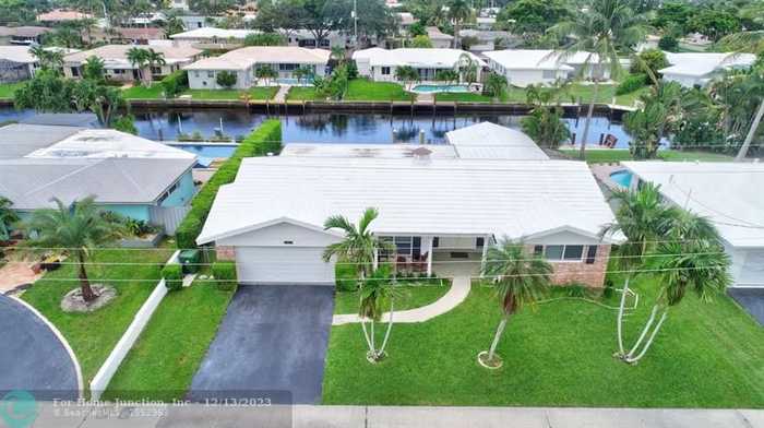 photo 1: 6250 NE 19th Ave, Fort Lauderdale FL 33308