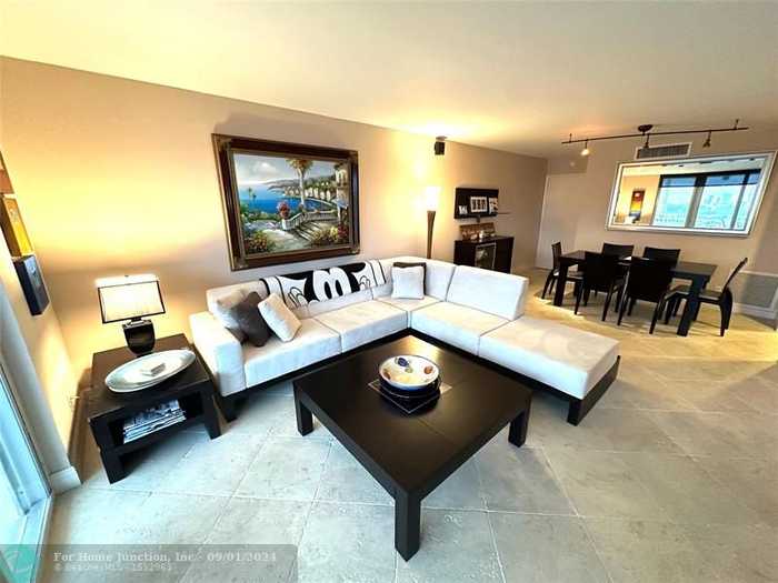 photo 1: 1 Las Olas Circle Unit 605, Fort Lauderdale FL 33316