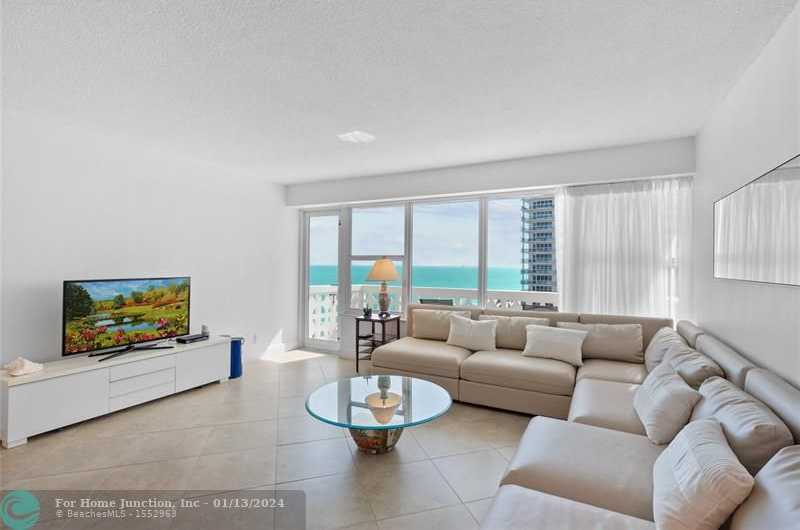 photo 3: 4010 Galt Ocean Dr Unit 807, Fort Lauderdale FL 33308