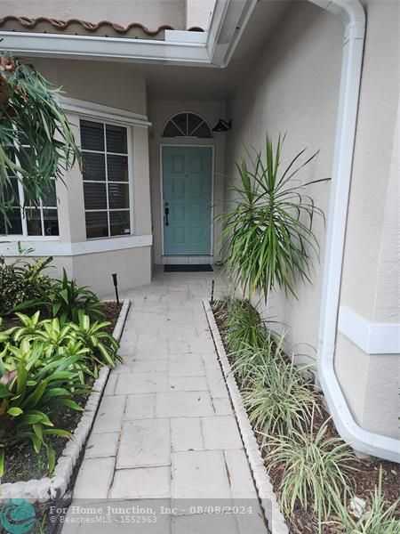 photo 3: 2915 Port Royale Ln Unit 103, Fort Lauderdale FL 33308