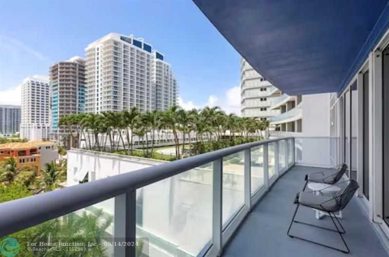 photo 1: 3101 N Bayshore Dr Unit 604, Fort Lauderdale FL 33304