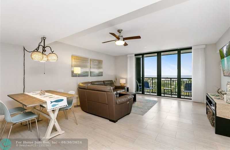 photo 3: 2300 NE 33rd Ave Unit 805, Fort Lauderdale FL 33305