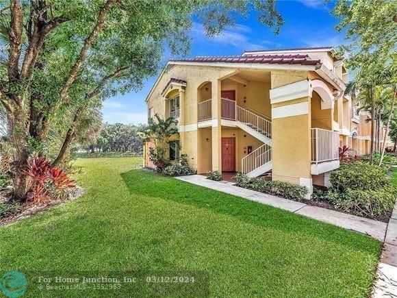 photo 1: 2667 NW 33rd St Unit 2412, Oakland Park FL 33309