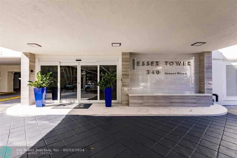 photo 3: 340 Sunset Dr Unit 608, Fort Lauderdale FL 33301