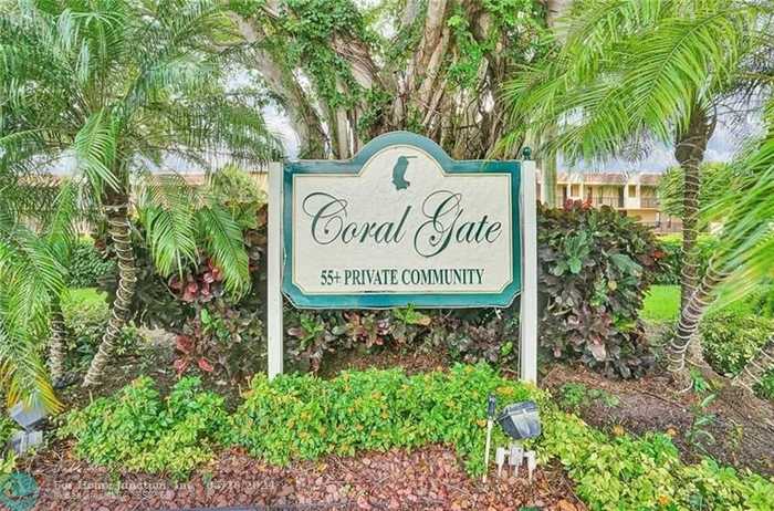 photo 1: 6636 Coral Lake Dr Unit 6636, Margate FL 33063