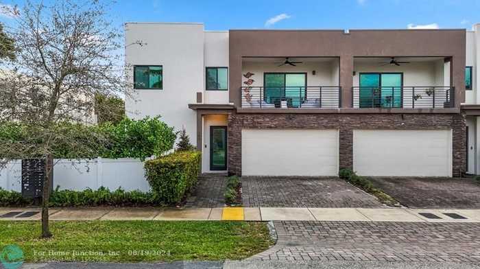 photo 24: 340 SW 16th Street, Fort Lauderdale FL 33315