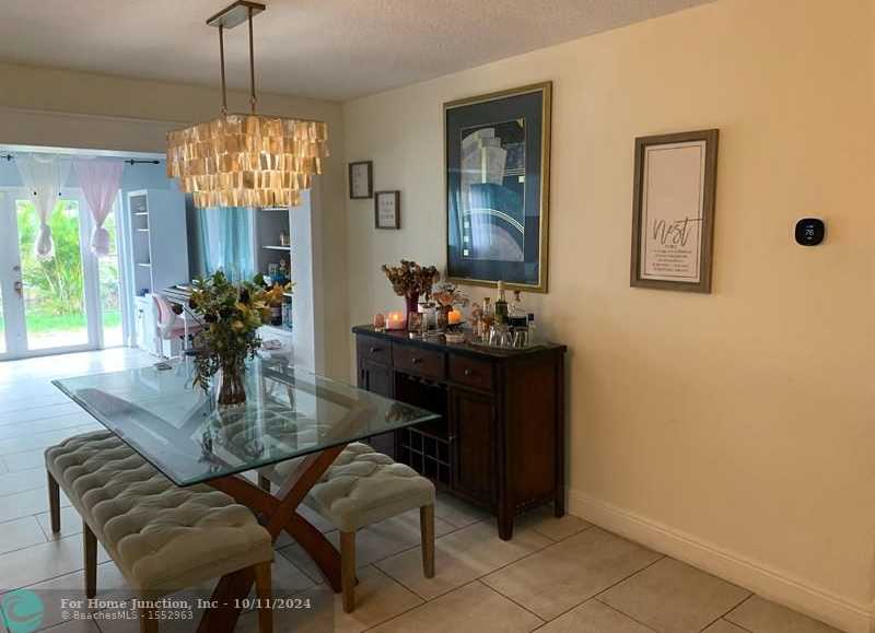 photo 3: 6725 NW 27th St, Margate FL 33063