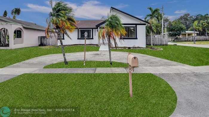 photo 29: 200 SE 7th St, Dania Beach FL 33004