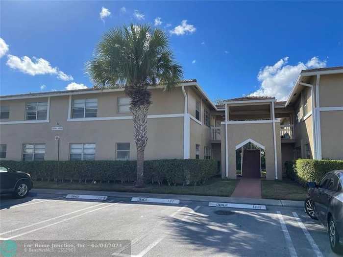 photo 1: 1032 Twin Lakes Dr Unit 21-G, Coral Springs FL 33071