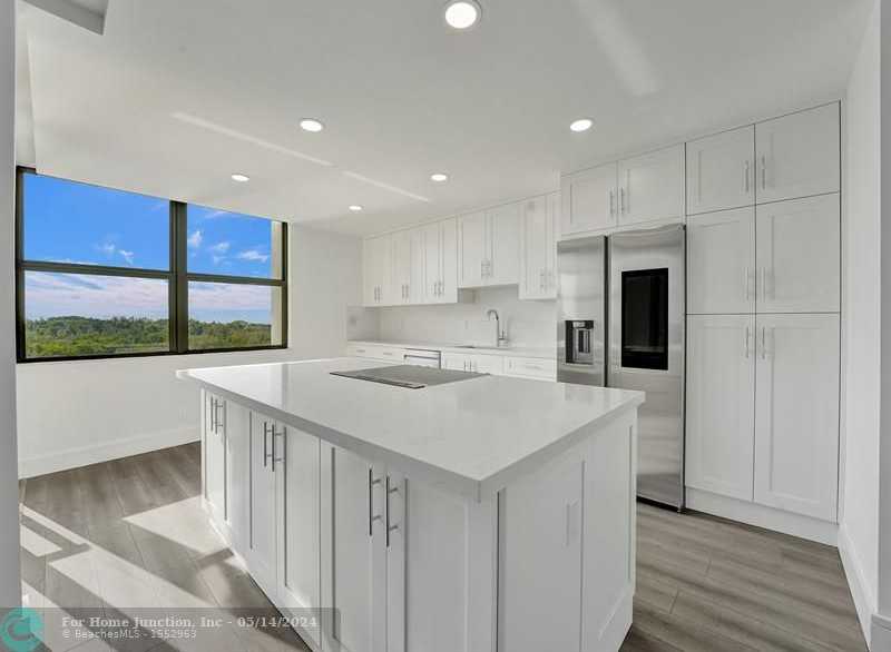 photo 1: 936 Intracoastal Dr Unit 7E, Fort Lauderdale FL 33304