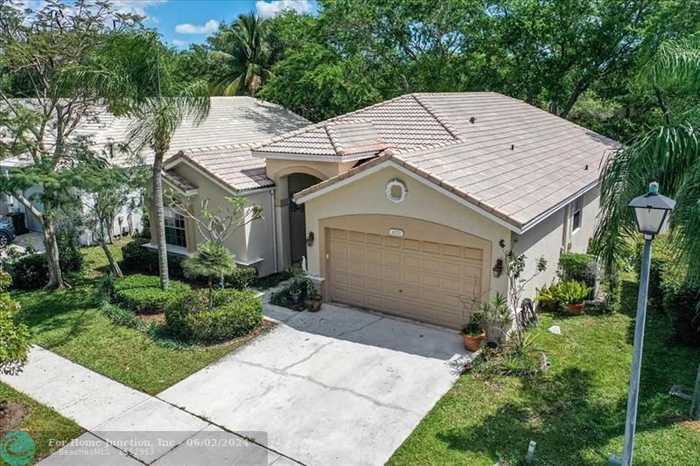 photo 11: 6170 Swans Terrace, Coconut Creek FL 33073