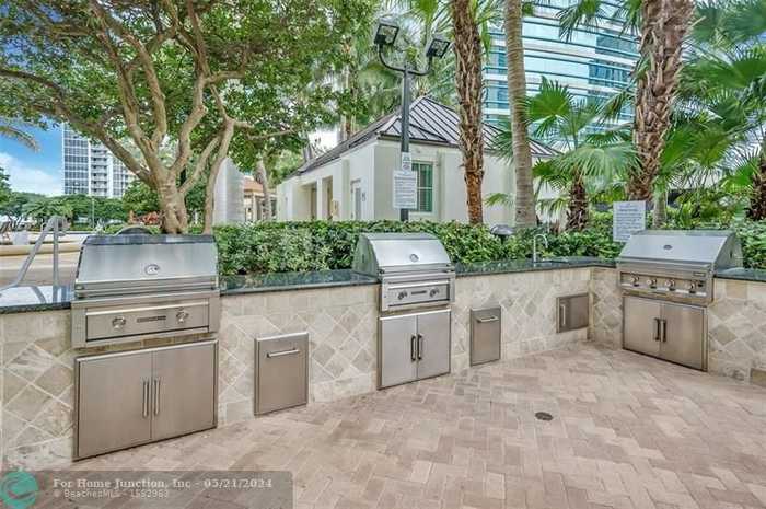 photo 37: 347 N New River Dr E Unit 1705, Fort Lauderdale FL 33301