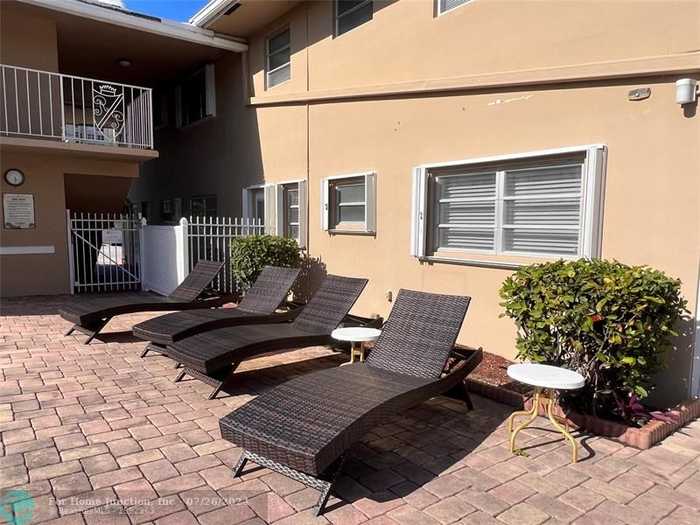 photo 17: 2864 NE 32nd St Unit 3, Fort Lauderdale FL 33306