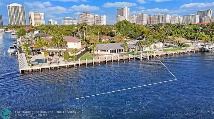 photo 1: 25 Fort Royal Is, Fort Lauderdale FL 33308