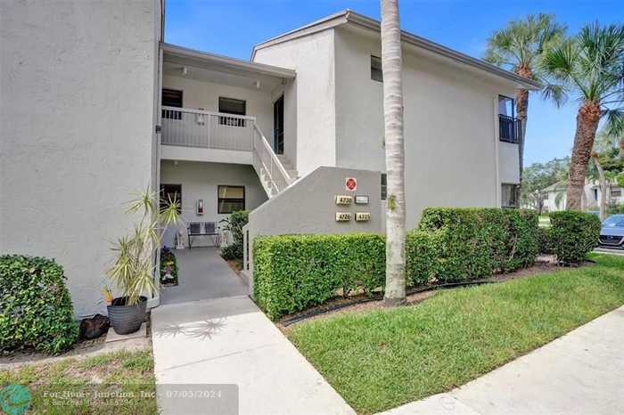 photo 1: 4729 NW 22nd St Unit 4279, Coconut Creek FL 33063