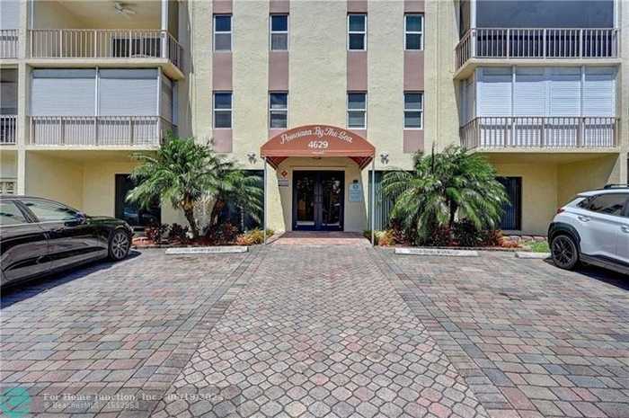 photo 1: 4629 Poinciana St Unit 321, Lauderdale By The Sea FL 33308