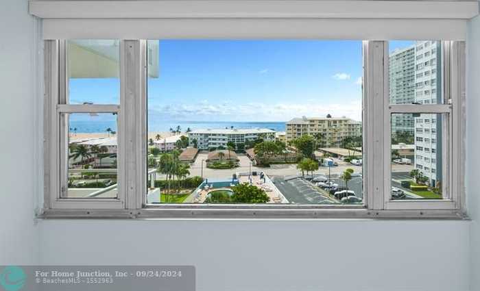 photo 2: 1900 S Ocean Dr Unit 712, Fort Lauderdale FL 33316