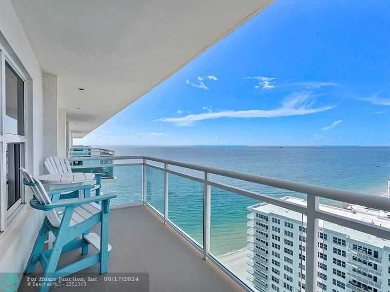 photo 1: 3900 SE Galt Ocean Dr Unit PH 2904, Fort Lauderdale FL 33308