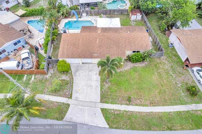 photo 42: 5 SE 11th Ct, Deerfield Beach FL 33441