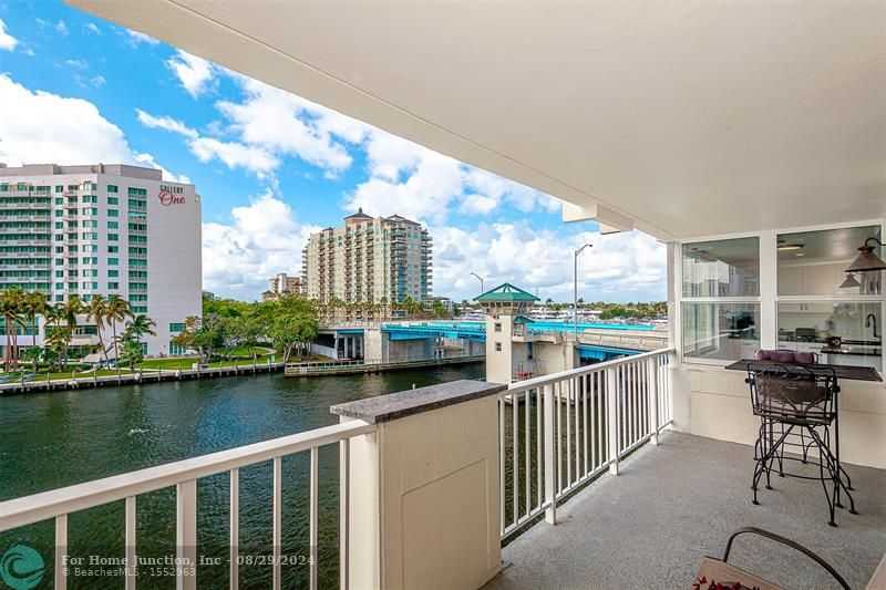 photo 1: 2800 E Sunrise Blvd Unit 5C, Fort Lauderdale FL 33304