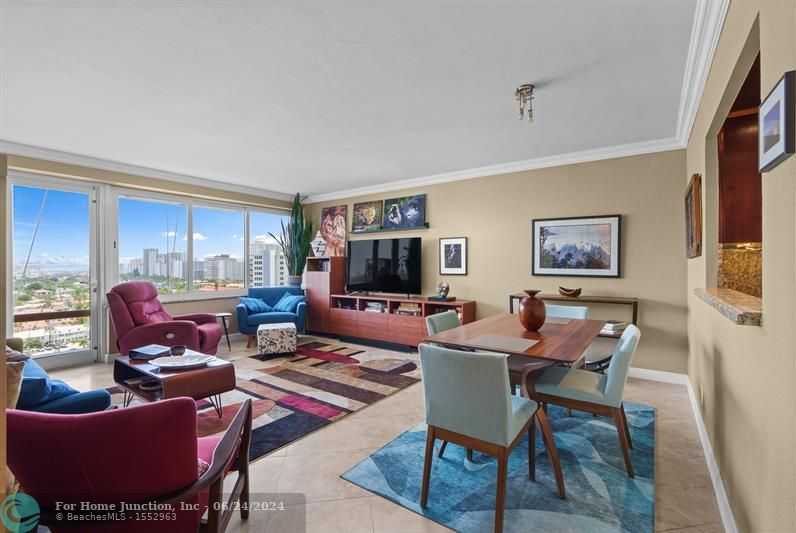 photo 1: 3233 NE 34th St Unit 1607, Fort Lauderdale FL 33308