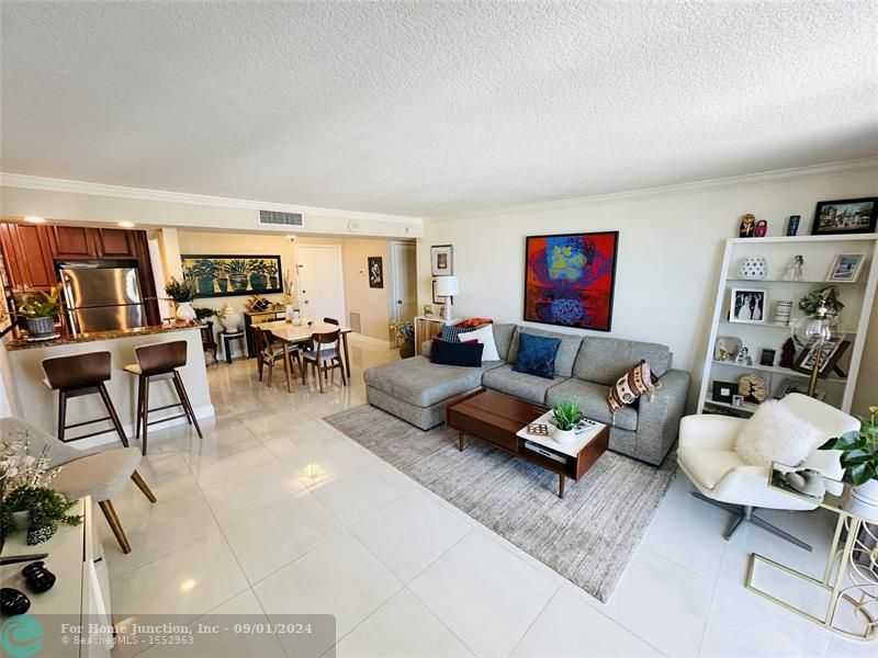 photo 1: 1 Las Olas Circle Unit 511, Fort Lauderdale FL 33316