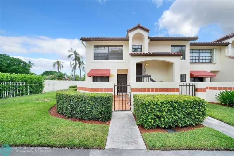 photo 1: 101 Freedom Ct Unit 101, Deerfield Beach FL 33442