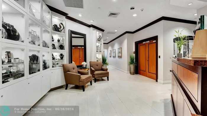 photo 33: 600 W Las Olas Blvd Unit 703, Fort Lauderdale FL 33312