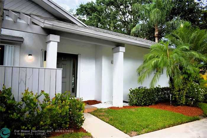 photo 2: 4455 S Carambola Cir S Unit 2609, Coconut Creek FL 33066