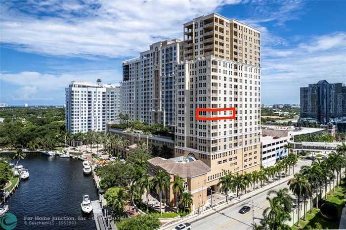 photo 1: 511 SE 5th Ave Unit 1116, Fort Lauderdale FL 33301