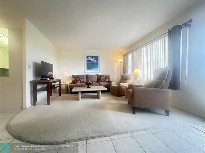 photo 2: 4037 Harwood D Unit 4037, Deerfield Beach FL 33442