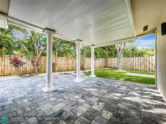 photo 34: 2836 NW 11th Ave, Wilton Manors FL 33311