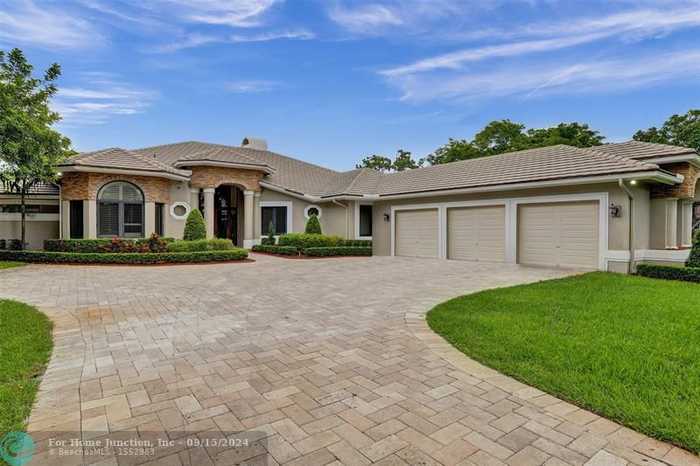 photo 2: 7520 NW 50th Court, Coral Springs FL 33067