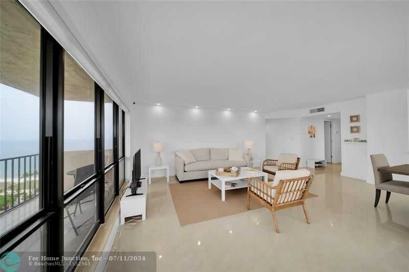 photo 3: 5000 N Ocean Blvd Unit 1402, Lauderdale By The Sea FL 33308