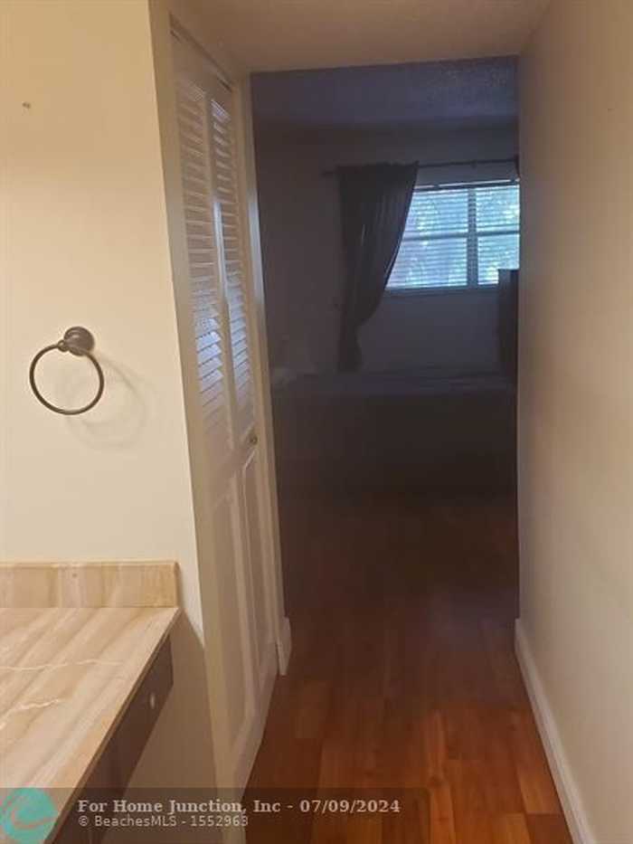 photo 1: 3140 Holiday Springs Blvd Unit 9-302, Pompano Beach FL 33063