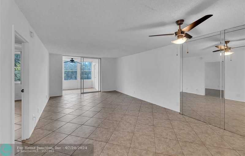 photo 3: 1402 NW 80th Ave Unit 303, Margate FL 33063