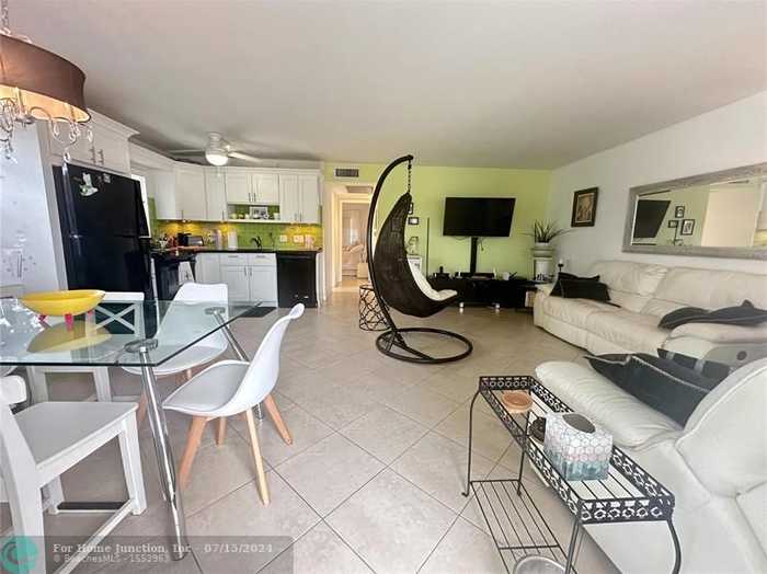 photo 1: 273 Durham H Unit 273, Deerfield Beach FL 33442