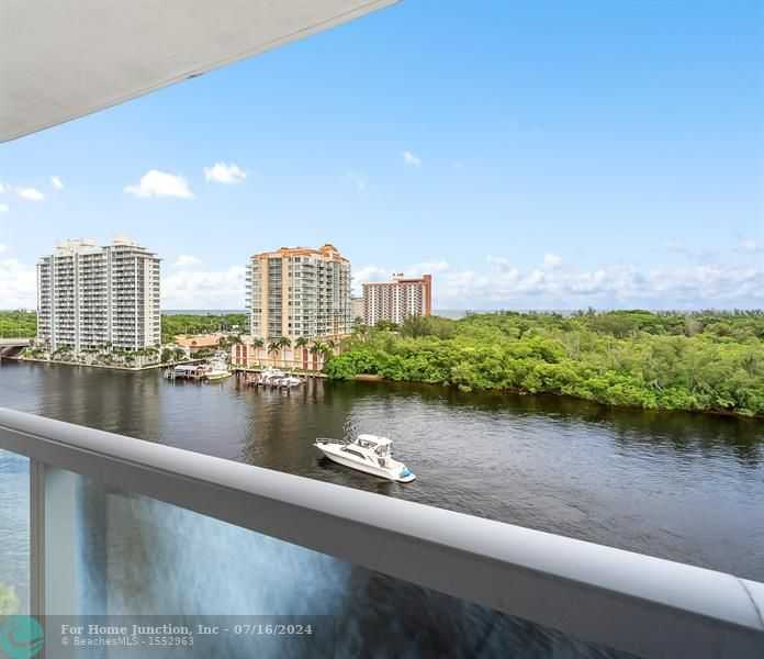 photo 1: 920 Intracoastal Drive Unit 801, Fort Lauderdale FL 33304