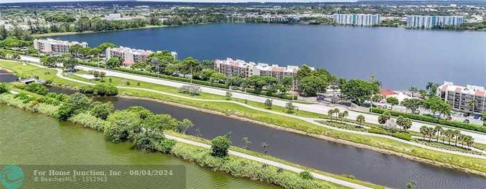 photo 45: 116 Lake Emerald Dr Unit 401, Oakland Park FL 33309