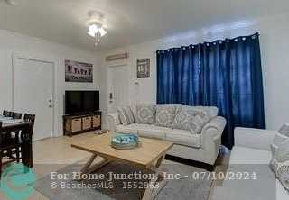 photo 3: 1404 NW 4th Ave, Fort Lauderdale FL 33311