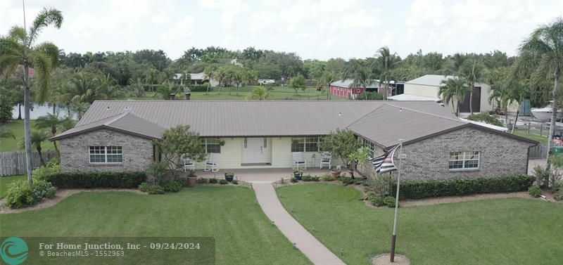 photo 1: 18901 SW 63rd St, Fort Lauderdale FL 33332