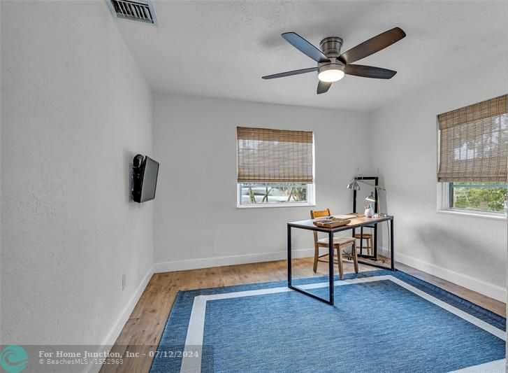 photo 1: 1413 SW 4 AVE, Fort Lauderdale FL 33315